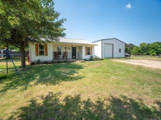 Foreclosed Home - 350 COUNTY ROAD 15950, 75462