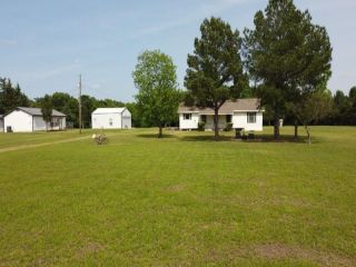Foreclosed Home - 1130 COUNTY ROAD 42400, 75462