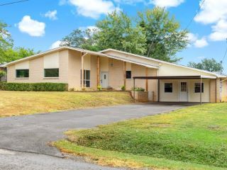 Foreclosed Home - 1010 COPE DR, 75462