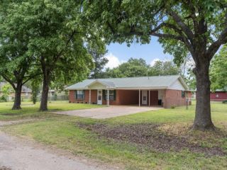 Foreclosed Home - 47 COUNTY ROAD 44090, 75473