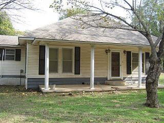 Foreclosed Home - 1533 COUNTY ROAD 2040, 75476