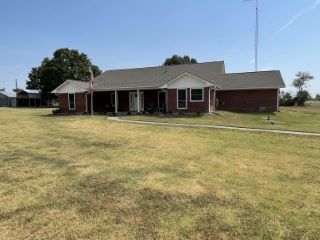 Foreclosed Home - 226 COUNTY ROAD 4280, 75494