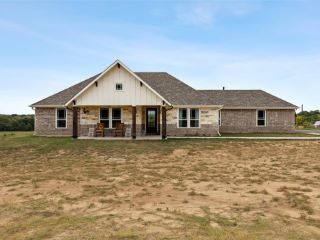 Foreclosed Home - 14099 COUNTY ROAD 479, 75495