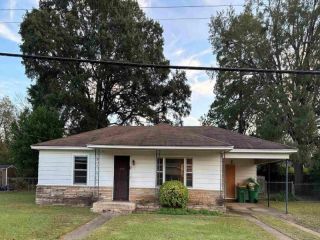 Foreclosed Home - 3117 MEADOWS DR, 75501
