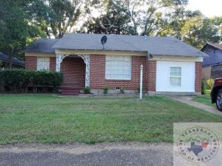 Foreclosed Home - 2341 OAKLAWN DR, 75501