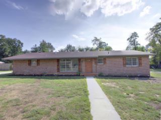Foreclosed Home - 94 N ELMWOOD DR, 75501