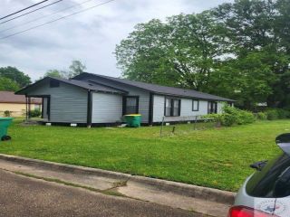 Foreclosed Home - 2720 MAPLE ST, 75503