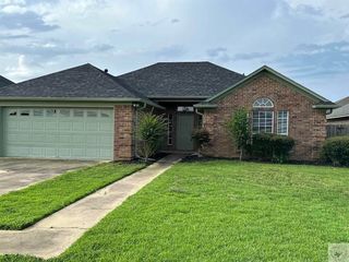 Foreclosed Home - 1302 ARNOLD LN, 75503