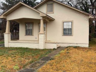 Foreclosed Home - 418 W 25TH ST, 75503