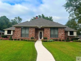 Foreclosed Home - 6009 PLEASANT LN, 75503