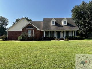 Foreclosed Home - 6302 LOST CREEK DR, 75503