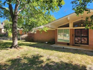 Foreclosed Home - 1715 S PARK RD, 75503