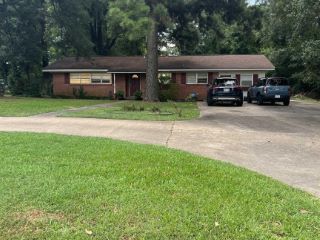 Foreclosed Home - 2211 KENNEDY LN, 75503