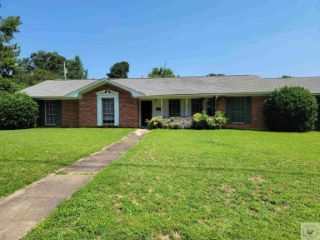 Foreclosed Home - 1500 S PARK RD, 75503