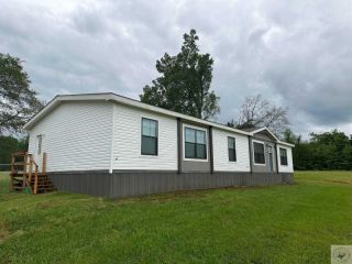 Foreclosed Home - 777 COUNTY ROAD 4114 E, 75551