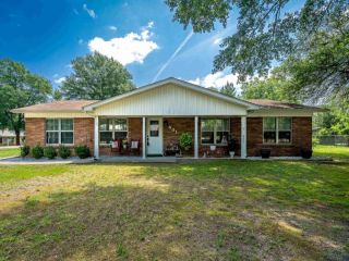 Foreclosed Home - 401 TANGLEWOOD DR, 75551
