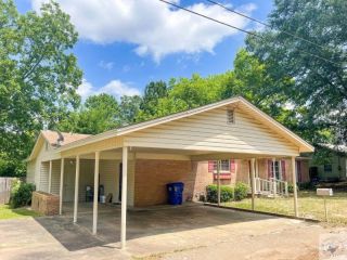 Foreclosed Home - 409 S OAK ST, 75563
