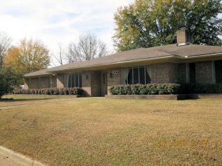 Foreclosed Home - 206 S PARK DR, 75570