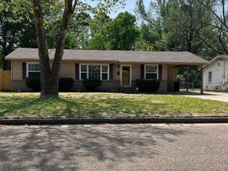 Foreclosed Home - 1414 RUTH DR, 75601
