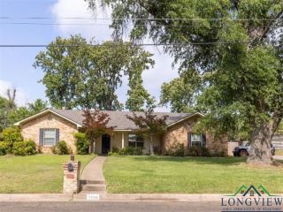 Foreclosed Home - 1705 WIMBERLY ST, 75601