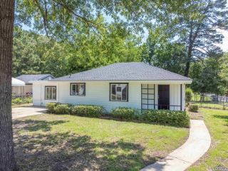 Foreclosed Home - 135 W JEWELL DR, 75602