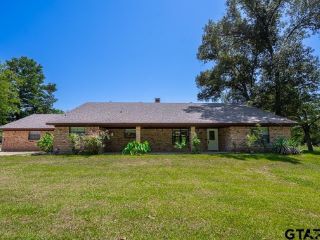 Foreclosed Home - 5026 COUNTRY CLUB RD E, 75602