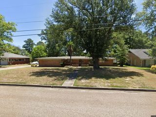 Foreclosed Home - 224 CRESCENT DR, 75602
