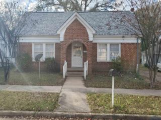 Foreclosed Home - 113 SIDNEY ST, 75602