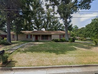 Foreclosed Home - 600 CAMILLE DR, 75604
