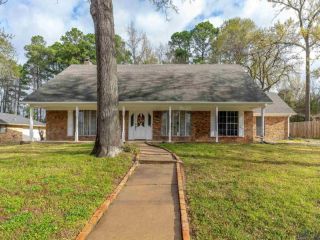 Foreclosed Home - 919 REGENCY DR, 75604