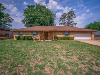 Foreclosed Home - 3711 MARK DR, 75604