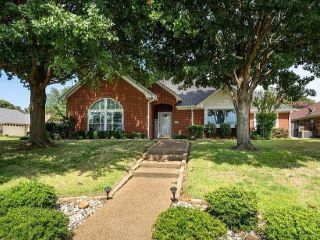 Foreclosed Home - 406 LAKEWOOD DR, 75604