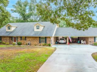 Foreclosed Home - 310 PLUM CREEK RD, 75605
