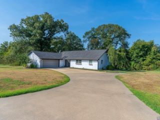 Foreclosed Home - 174 CYPRESS CREEK RD, 75640