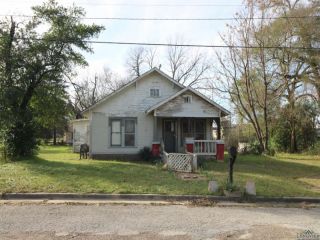 Foreclosed Home - 112 S CYPRESS ST, 75644
