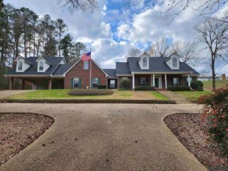 Foreclosed Home - 503 MADELAINE DR, 75644