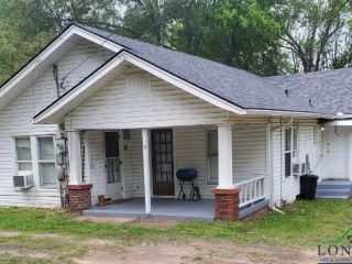 Foreclosed Home - 524 W HARRISON ST, 75644