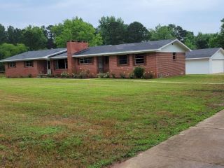 Foreclosed Home - 8388 FM 2263, 75644