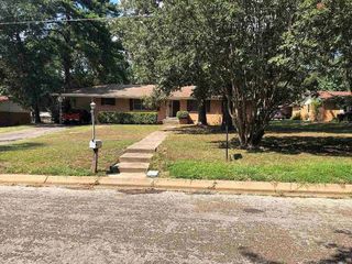 Foreclosed Home - 1112 PINE ST, 75644