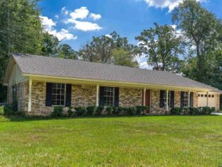 Foreclosed Home - 1009 CHEVY CHASE ST, 75647