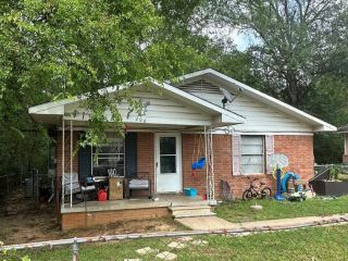 Foreclosed Home - 208 FORREST ST, 75654