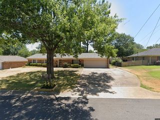 Foreclosed Home - 2804 ASPEN ST, 75662