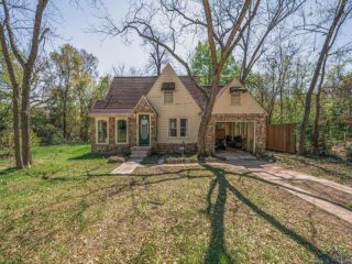 Foreclosed Home - 1208 OAK DR, 75662