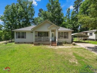 Foreclosed Home - 690 ANN ST, 75662