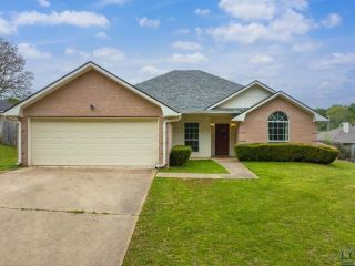 Foreclosed Home - 1709 PEACH ST, 75662