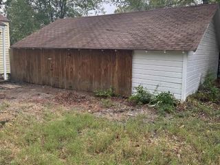 Foreclosed Home - 718 BEAN AVE, 75662