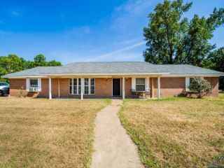 Foreclosed Home - 334 BARBER RD, 75662