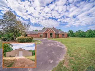Foreclosed Home - 3165 US HIGHWAY 271 S, 75686