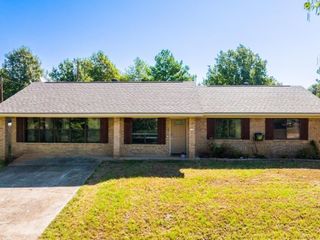 Foreclosed Home - 1320 FALCON ST, 75691
