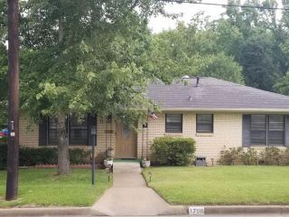 Foreclosed Home - 1700 S MAHON AVE, 75701
